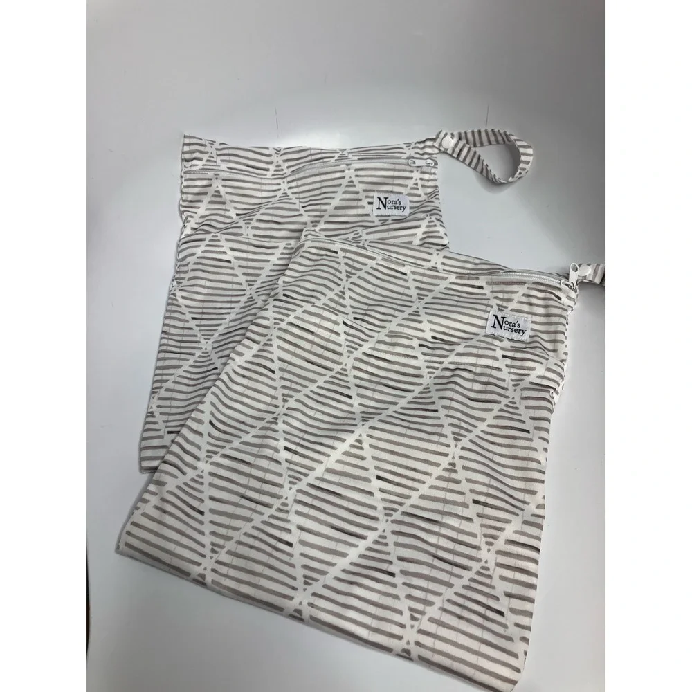Nora's Nursery Wet Bag Set Baby OS Neutral Excellent Geometric 2-Pack
